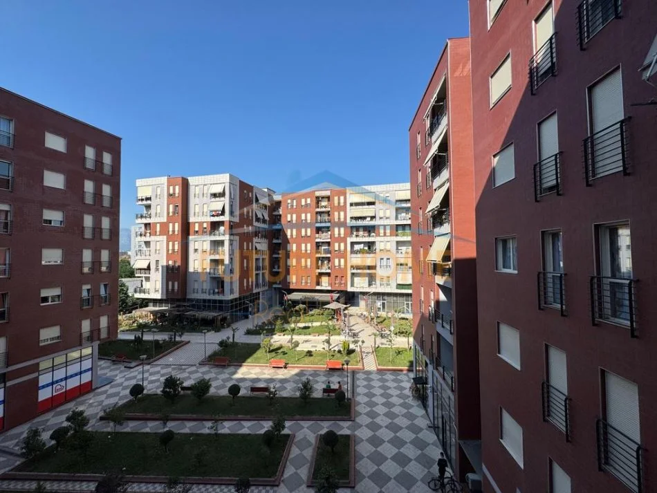 Tirane, shitet apartament 2+1+Ballkon Kati 4, 92 m² 195.000 € (Don Bosko)