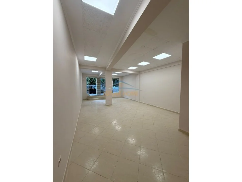 Tirane, shitet ambjent biznesi Kati 0, 58 m² 95.000 € (don bosko)