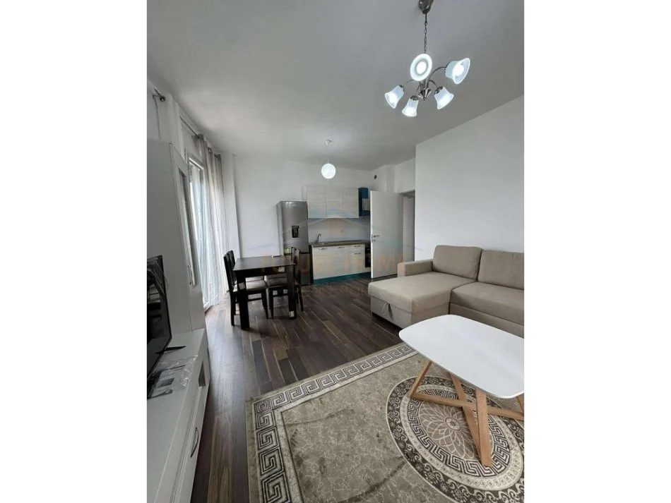 Tirane, jepet me qera apartament 2+1 Kati 3, 88 m² 500 € (KOMPLEKSI JOLLA)  UNA54125