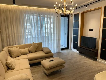 Tirane, jepet me qera apartament 2+1+Ballkon Kati 6, 130 m² 1.200 € (Selvia)
