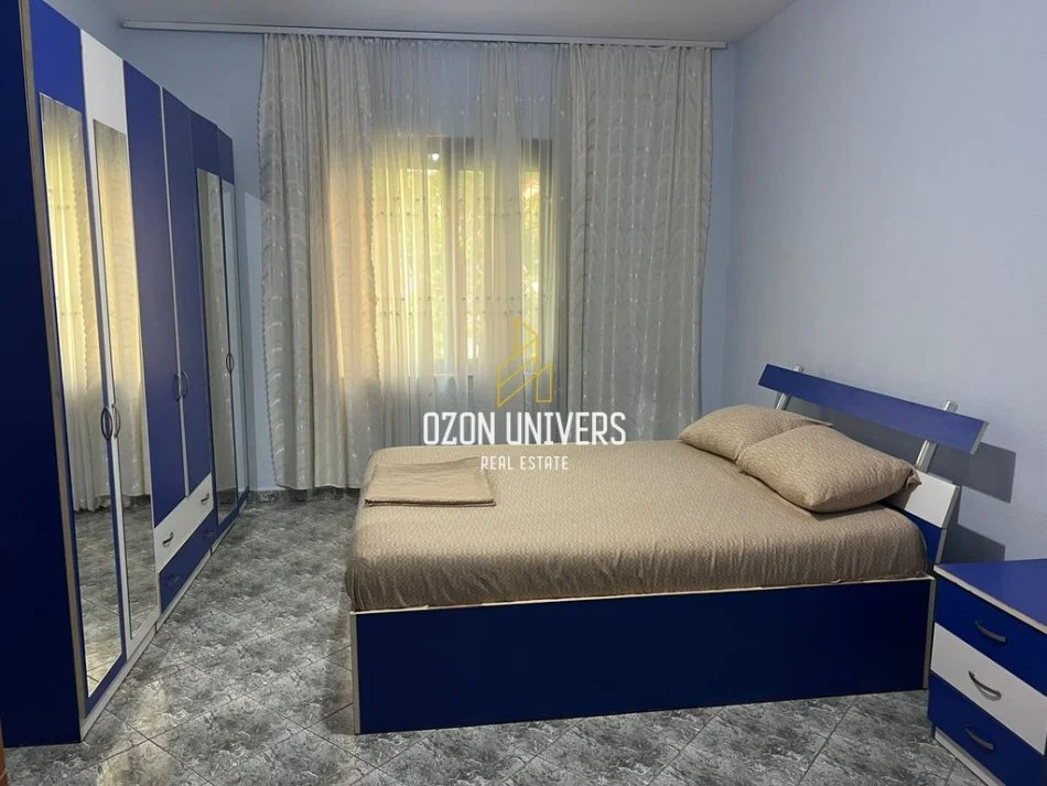 Shqiperi, jepet me qera apartament 2+1 Kati 2, 90 m² 700 € (ish blloku)