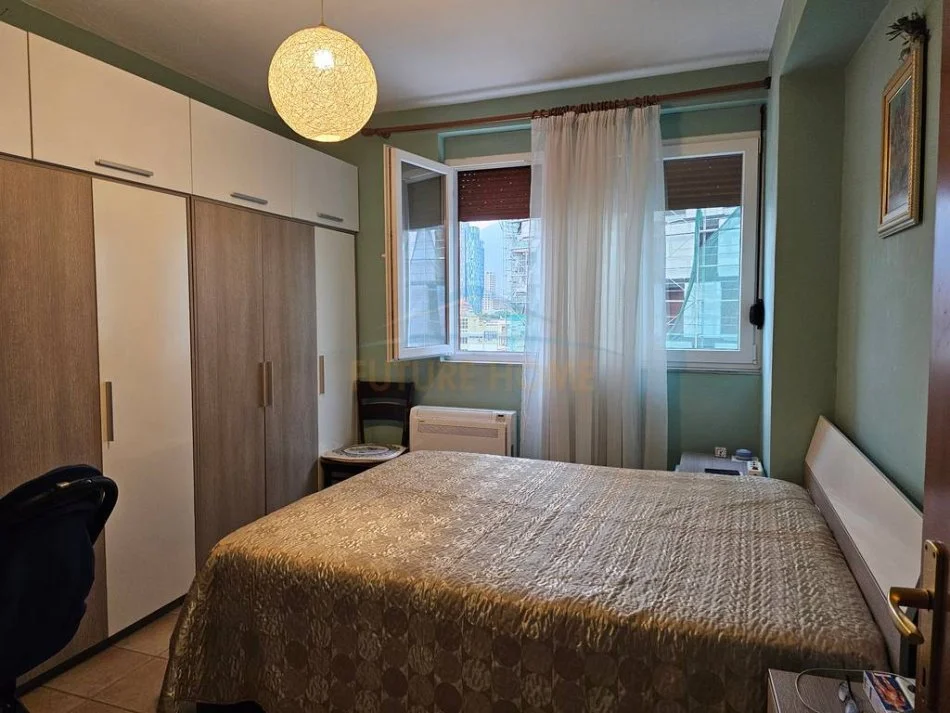 Tirane, shitet apartament 2+1 Kati 9, 105 m² 255.000 € (Ish Ekzpozita)