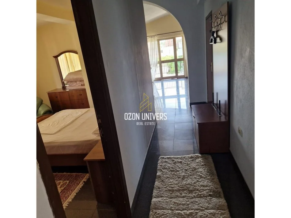 Tirane, jepet me qera apartament 2+1 Kati 4, 90 m² 500 € (rruga 5 maji)
