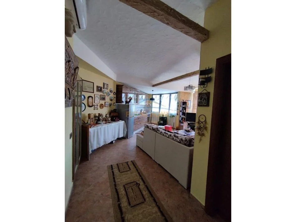 Tirane, jepet me qera apartament 1+1 Kati 9, 88 m² 400 € 