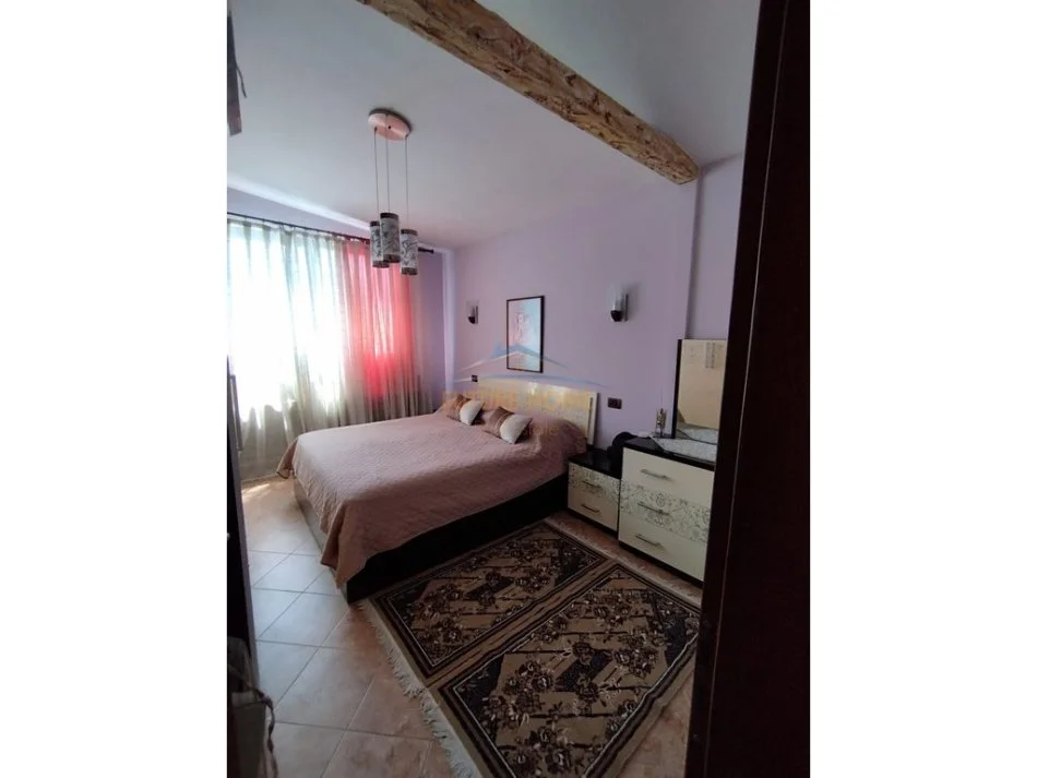 Tirane, jepet me qera apartament 1+1 Kati 9, 88 m² 400 € 