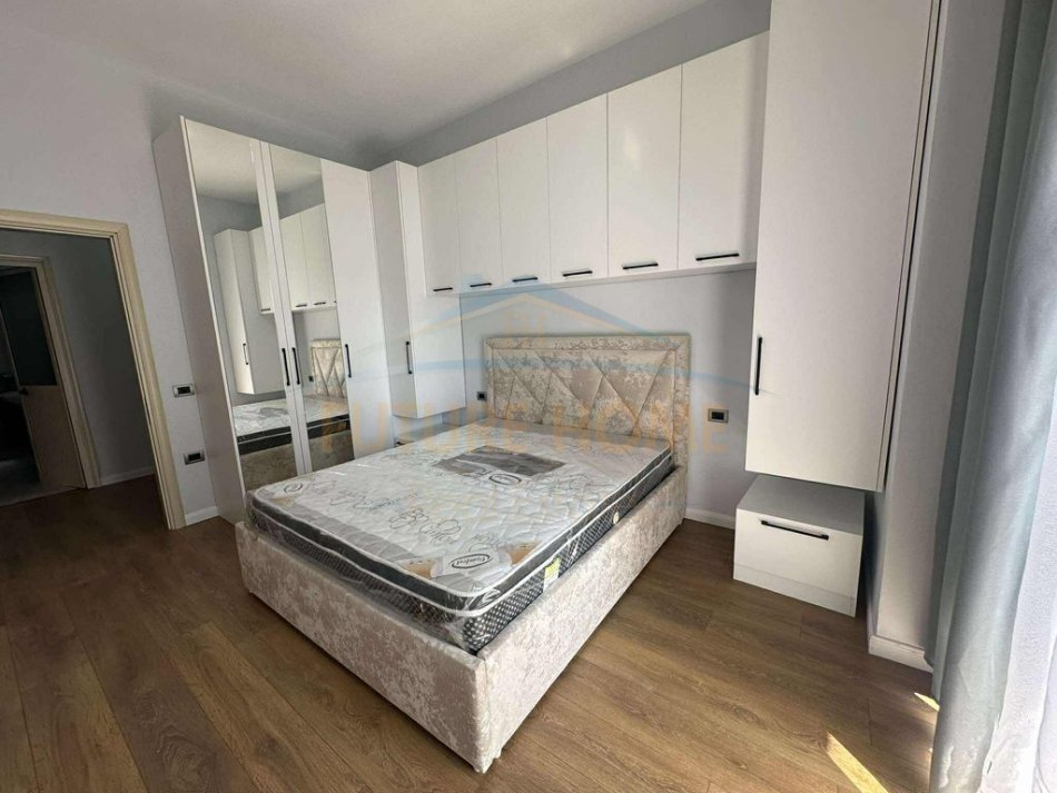 Qera, Apartament 1+1, Unaza e Re. 480 €