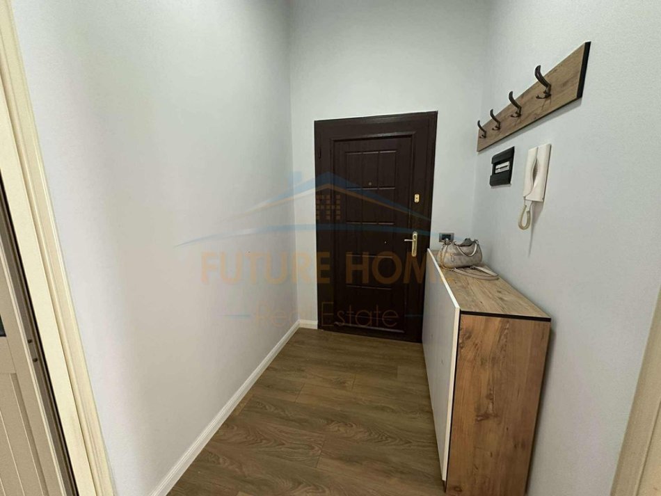 Qera, Apartament 1+1, Unaza e Re. 480 €