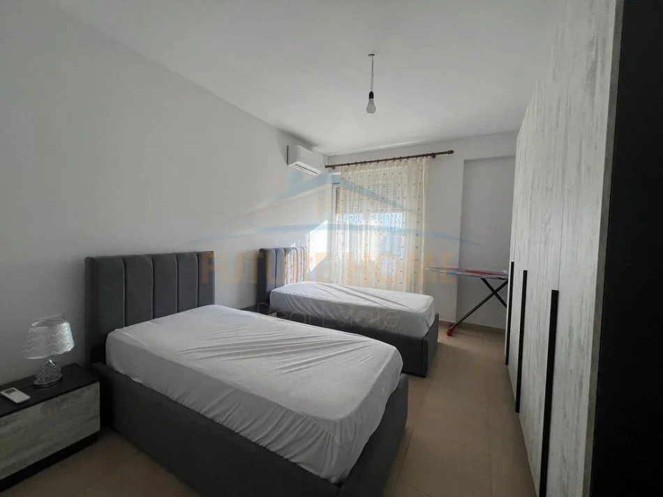 Tirane, jepet me qera apartament 2+1 Kati 5, 115 m² 600 € 