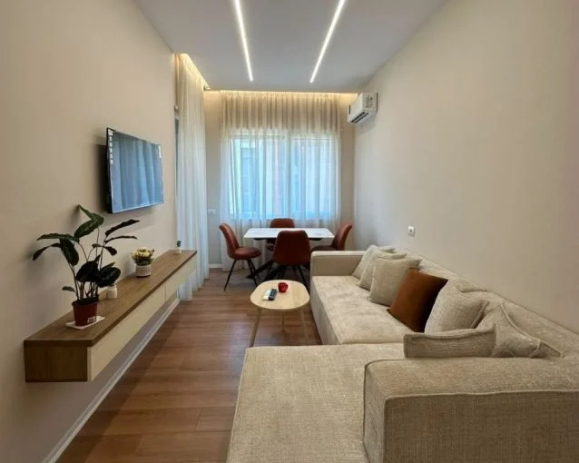 Tirane, shitet apartament 1+1+Aneks+Ballkon Kati 6, 54 m² 138.000 € (pallati me shigjeta , kompleksi deliorgji)