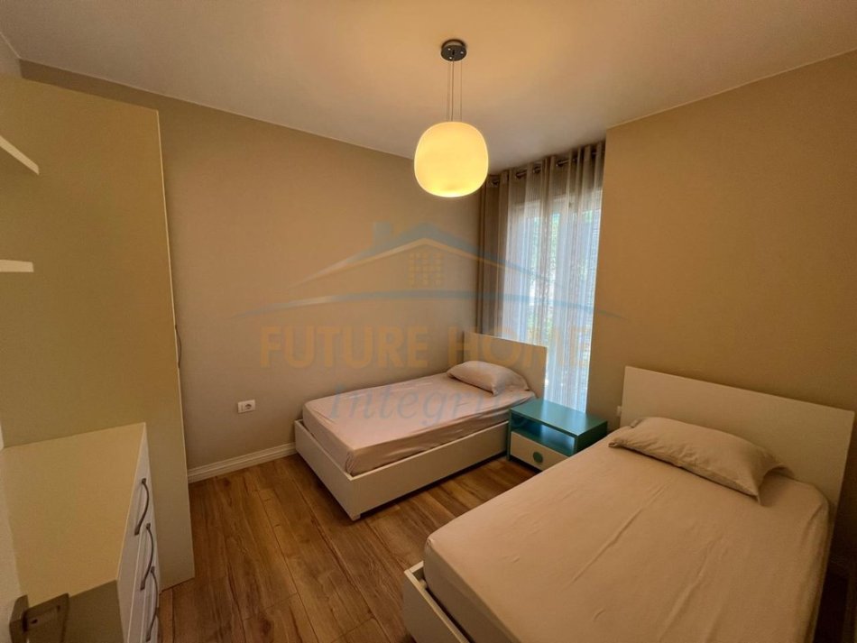 Gjiri i Lalezit, Kompleksi Lura 3, shitet Vile 2 kateshe , 870.000 € (Gjiri i Llezit)
