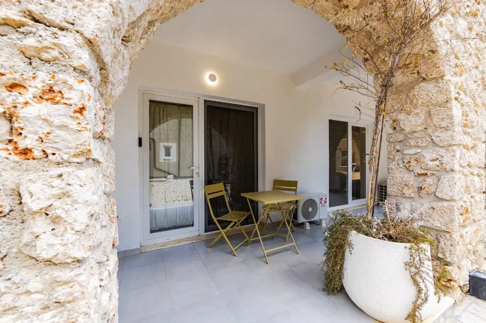 Vlore, shitet garsonier 1+1 Kati 0, 42 m² 158.300 € (DHERMI)