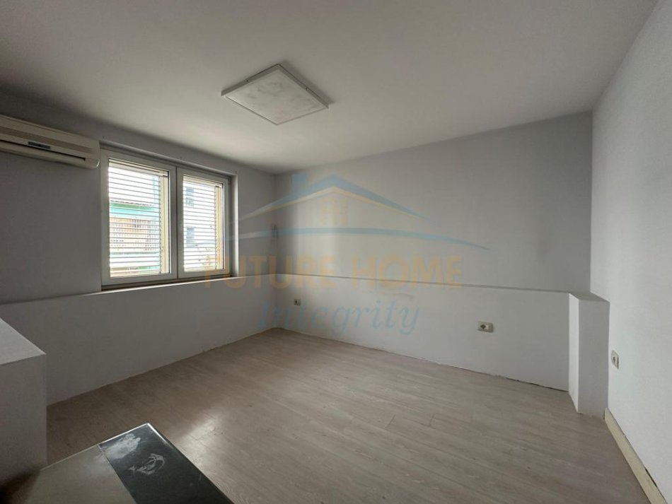Shitet Apartament 2+1, Sheshi Willson, Kati 2, Jepet Bosh, 188000 €