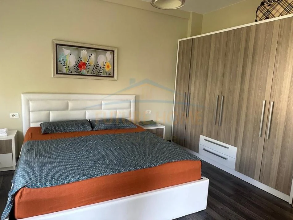 Gjiri Lalezit | Hamallaj, shitet apartament duplex 4+1 Kati 0, 160 m² 530.000 € (Lura 2)