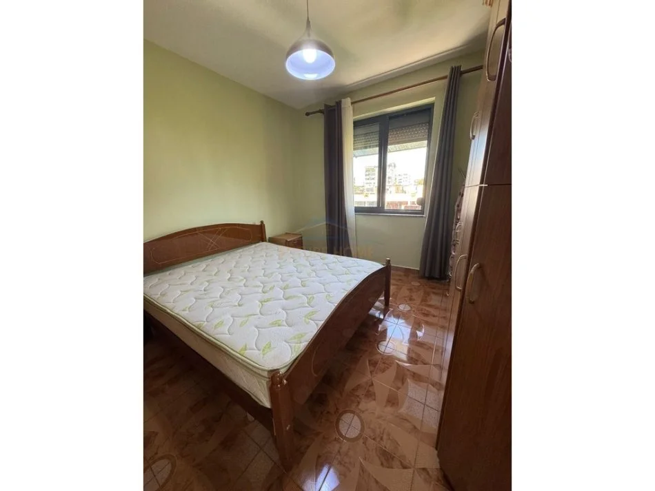 Tirane, jepet me qera apartament 2+1 Kati 5, 68 m² 600 € 