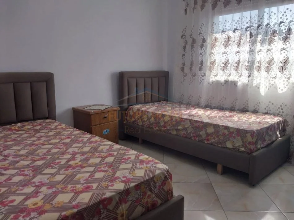 Tirane, jepet me qera apartament 2+1+Ballkon Kati 6, 87 m² 500 € 