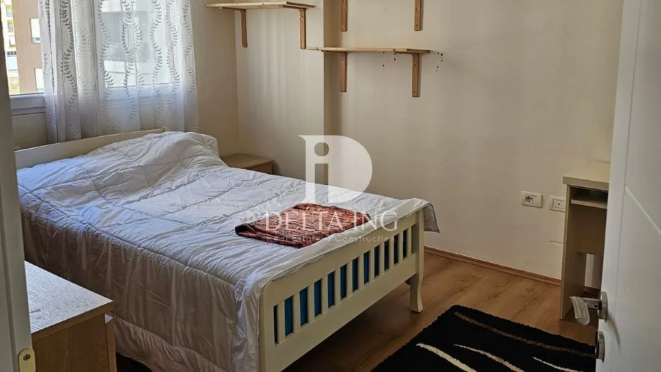 Tirane, jepet me qera apartament 2+1 Kati 2, 75 m² 600 € (Fusha Aviacionit)