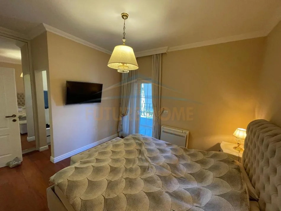 Tirane, shitet apartament 2+1+Aneks+Ballkon Kati 2, 109 m² 260.000 € (RRUGA PETI)