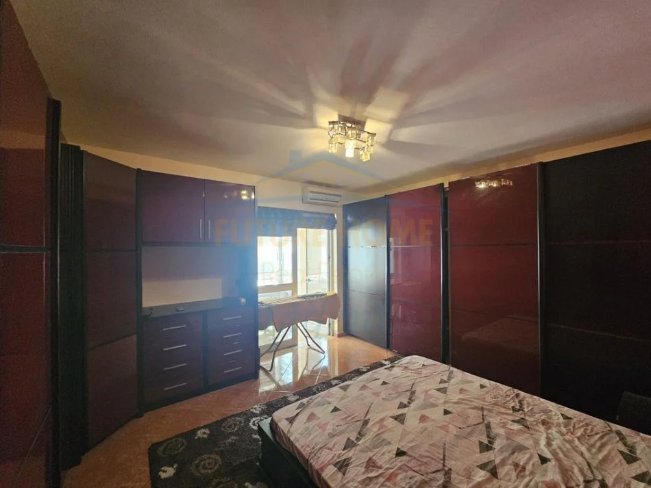 Tirane, shitet apartament 3+1 Kati 6, 150 m² 190.000 € 
