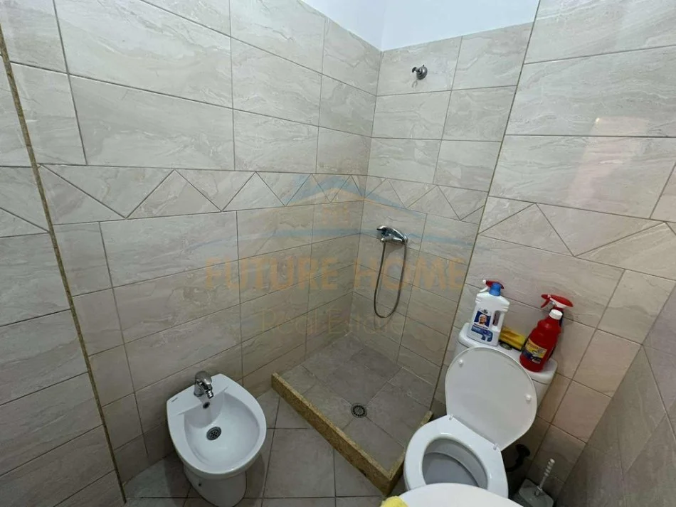 Tirane, jepet me qera apartament 1+1+Ballkon Kati 4, 64 m² 370€ (MISTO MAME)   UNA54470