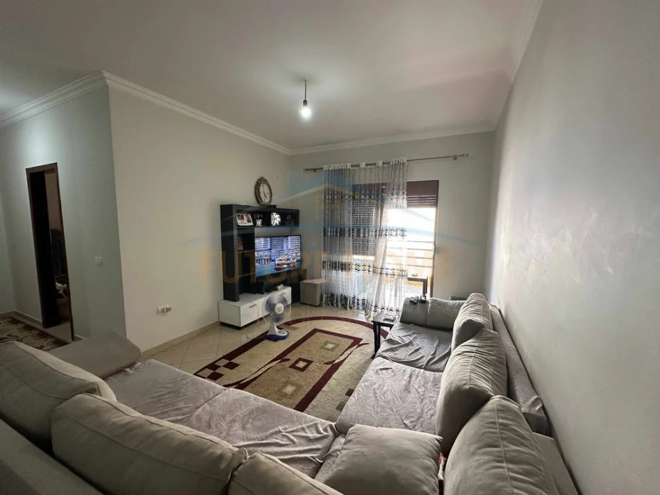 Tirane, shitet apartament 2+1 Kati 5, 92 m² 115.000 € 