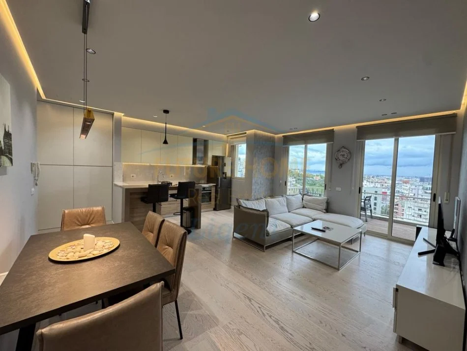 Tirane, jepet me qera apartament 2+1 Kati 2, 110 m² 950 € 