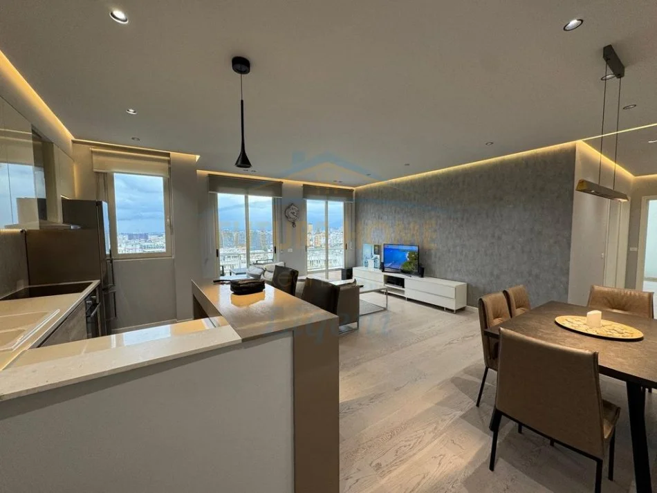 Tirane, jepet me qera apartament 2+1 Kati 2, 110 m² 950 € 