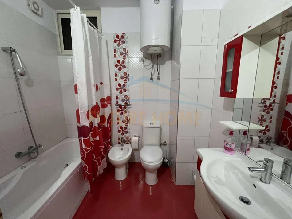 Tirane, jepet me qera apartament 2+1+Ballkon Kati 7, 105 m² 650 € (DON BOSKO)   UNA54624
