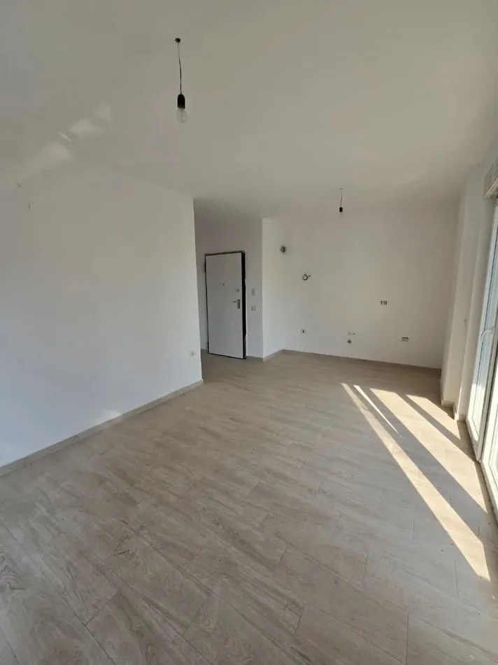 Shengjin, shitet apartament 1+1 Kati 2, 66 m² 133.000 € (SEAVIEW REZIDENCE SHENGJIN)