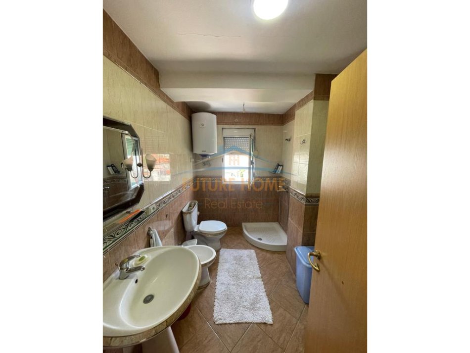 Tirane, shitet apartament 3+1+Aneks+Ballkon Kati 6, 99 m² 150.000 € (Rruga &quot;Sitki Cico&quot; pranë maternitetit &quot;Koco Gliozheni&quot;)