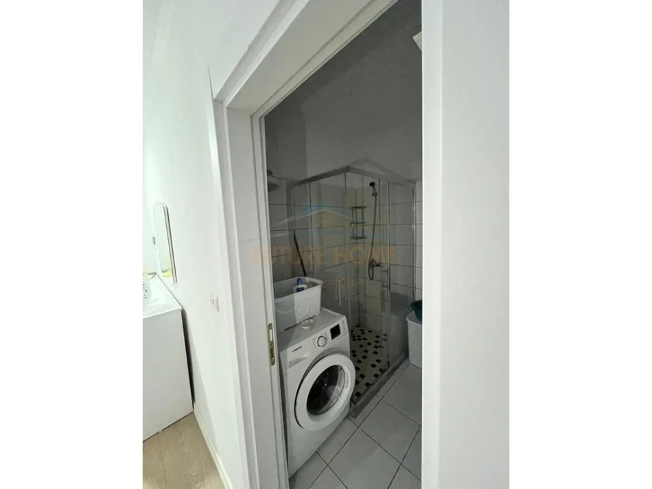 Durres, jepet me qera apartament 2+1 Kati 3, 100 m² 450 € 