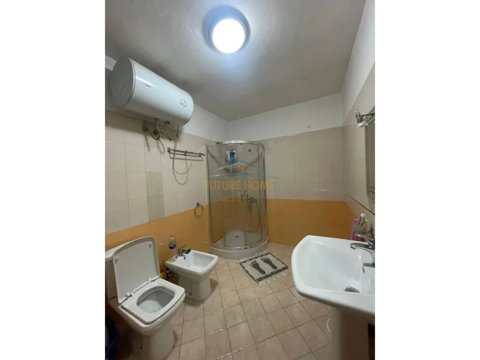 Tirane, jepet me qera apartament 2+1 , 100 m² 550 € (rruga dritan hoxha)
