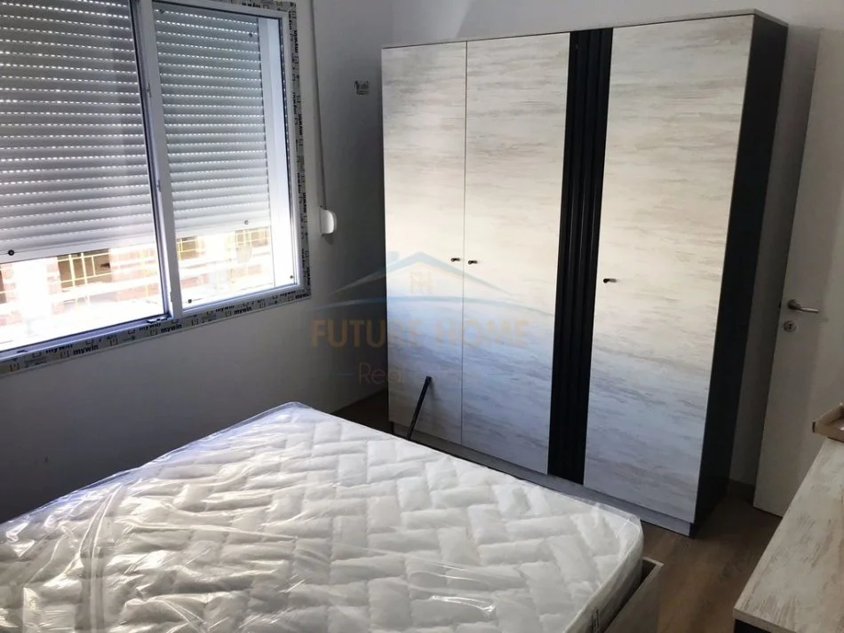 Tirane, jepet me qera apartament 2+1 Kati 6, 95 m² 550 € 