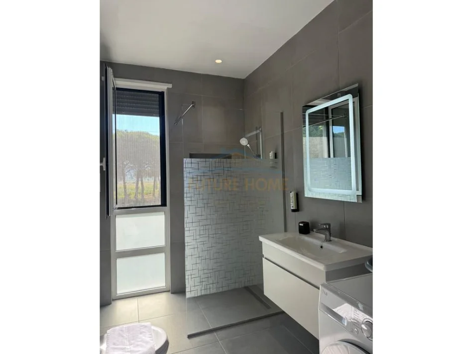 Durres, shitet apartament 2+1+Ballkon Kati 1, 105 m²