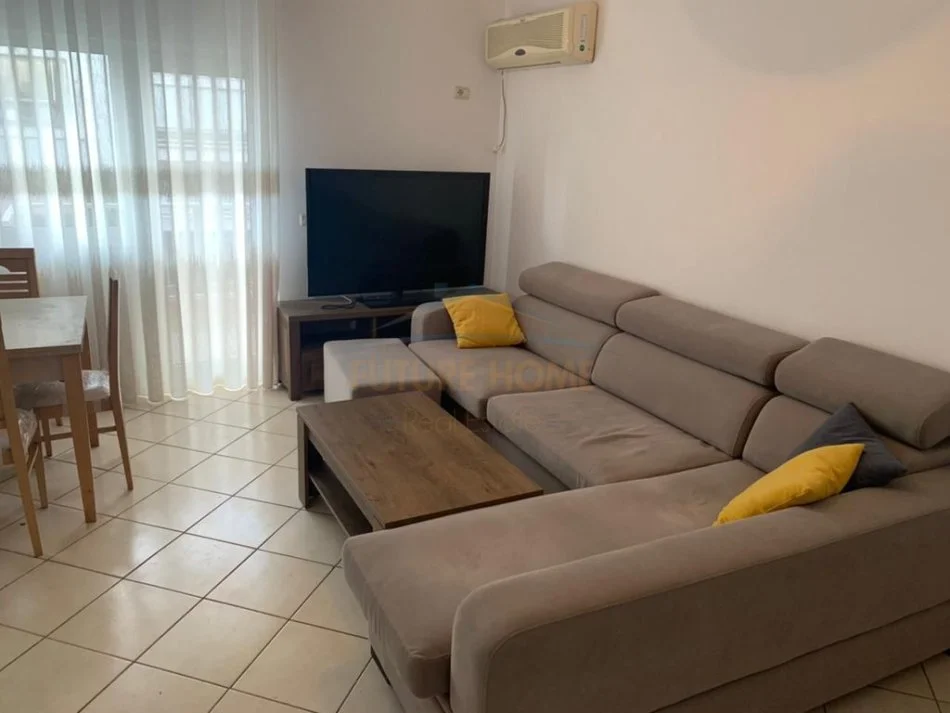 jepet me qera apartament 2+1 Kati 2, 95 m² 600 €