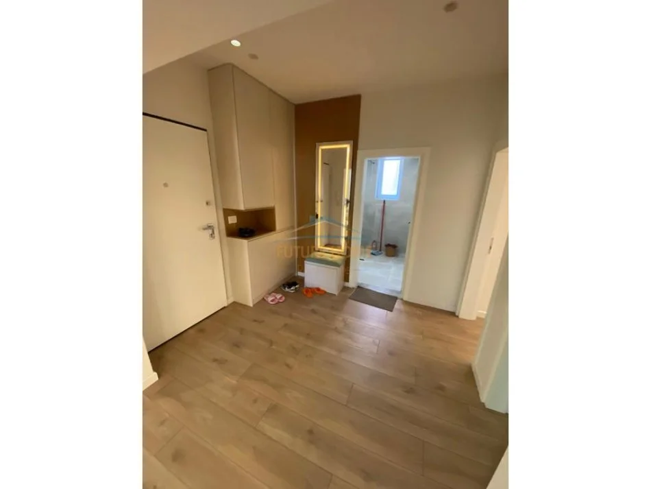 Qira, Apartament 2+1, Myslym Shyr,Tirane AREA54888