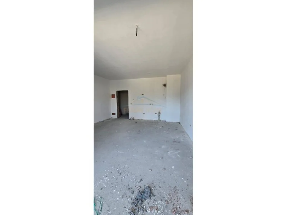 Tirane, shitet apartament 1+1+Ballkon Kati 2, 70 m² 190.620 € (Kompleksi Square 21)