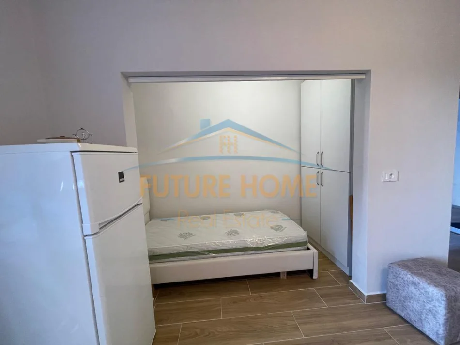 Tirane, jepet me qera apartament 1+1 Kati 2, 29 m² 330 € (Rruga e Bogdaneve)