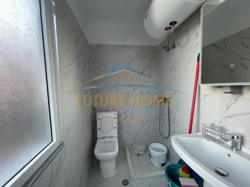 Tirane, jepet me qera apartament 1+1 Kati 2, 29 m² 330 € (Rruga e Bogdaneve)