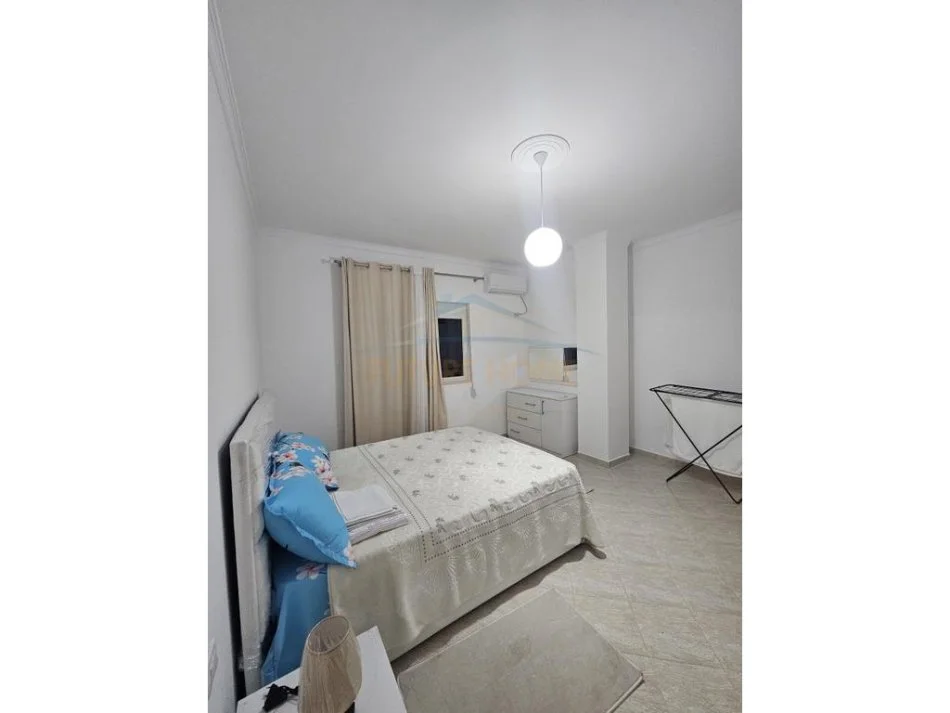 Durres, jepet me qera apartament 2+1 Kati 4, 90 m² 500 € (Iliria, Plazh)