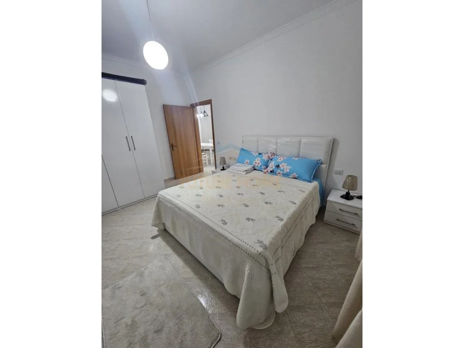 Durres, jepet me qera apartament 2+1 Kati 4, 90 m² 500 € (Iliria, Plazh)