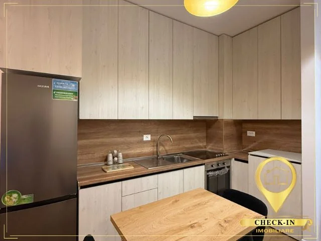 Tirane, jepet me qera apartament 1+1 Kati 3, 50 m² 430 € (Rezidenca Kadiu)