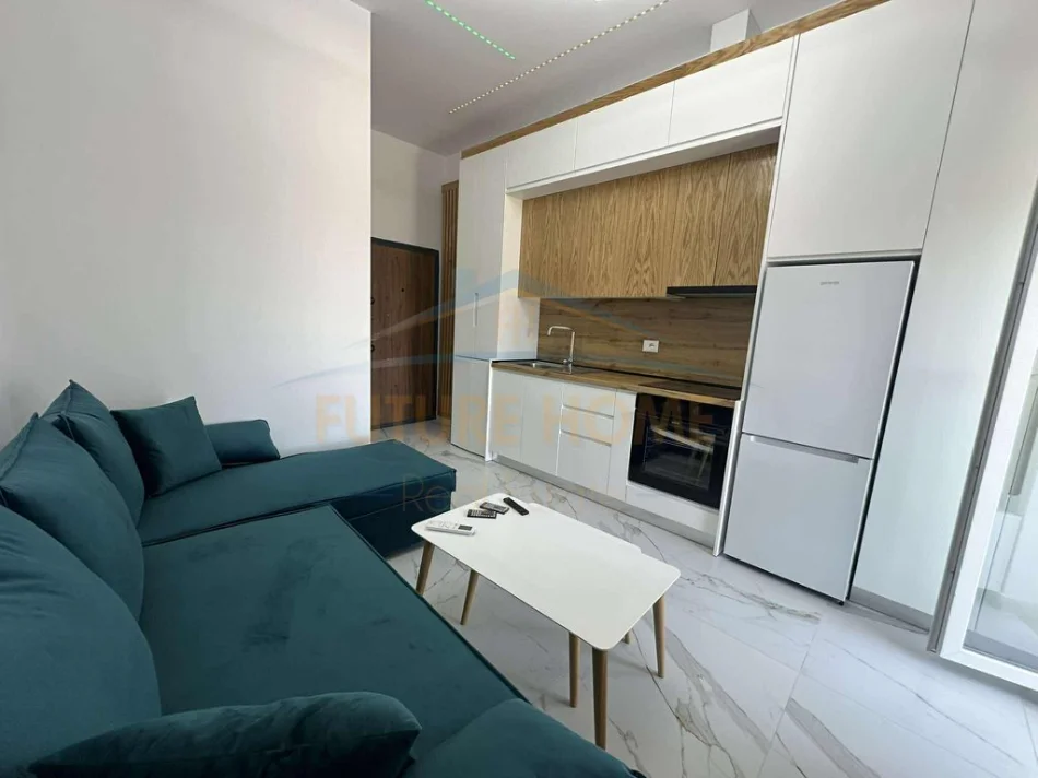 Tirane, jepet me qera garsonier Kati 2, 28 m² 270 € 
