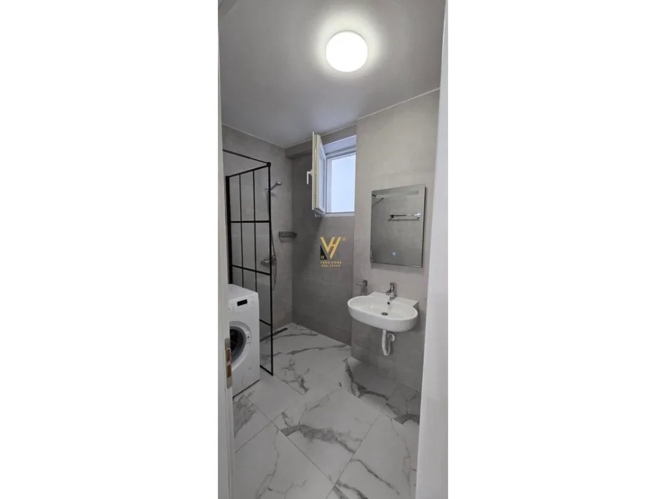 Tirane, jepet me qera apartament 2+1+Ballkon Kati 3, 85 m² 620 € (LIQENI I THATE)