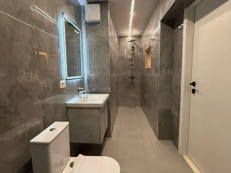Tirane, shitet apartament 1+1 Kati 1, 45 m² 118.900 € 