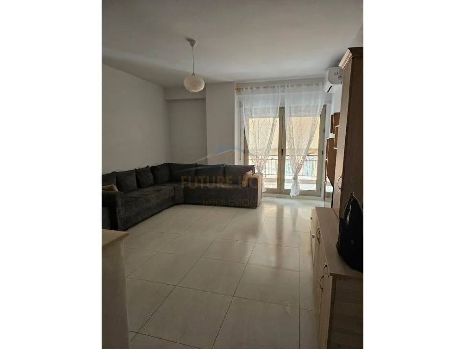 Tirane, shitet apartament 1+1+Ballkon Kati 1, 76 m² 210.000 € (Kompleksi Deliorgji)