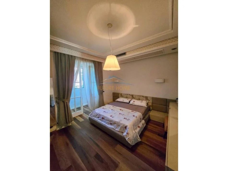Tirane, jepet me qera apartament 1+1 Kati 1, 75 m² 800 € 