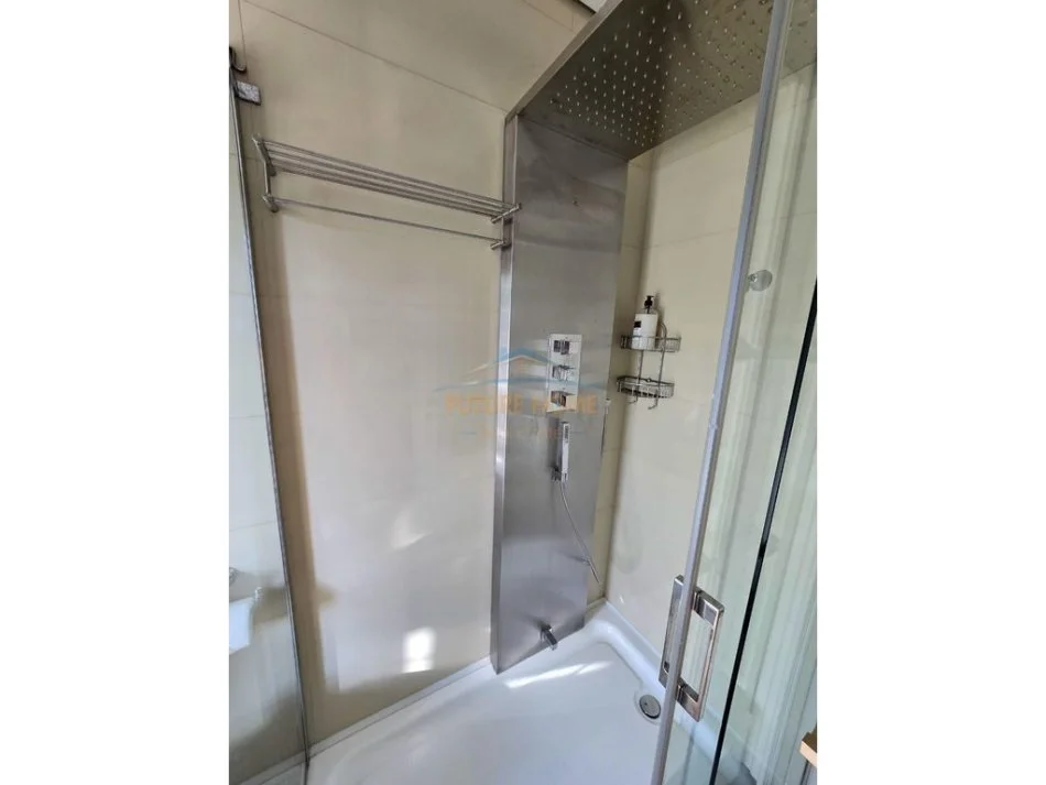 Tirane, jepet me qera apartament 1+1 Kati 1, 75 m² 800 € 