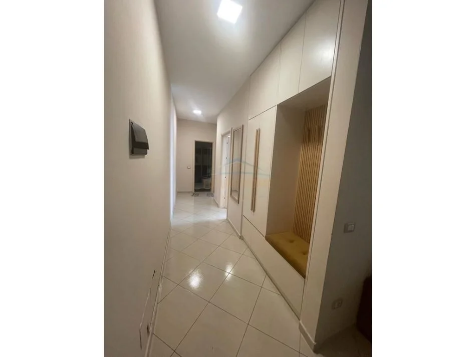 Tirane, shitet apartament 2+1+Ballkon Kati 6, 116 m² 260.000 € (Bulevardi Gjergj Fishta, prane Kompleksit Deliorgji)