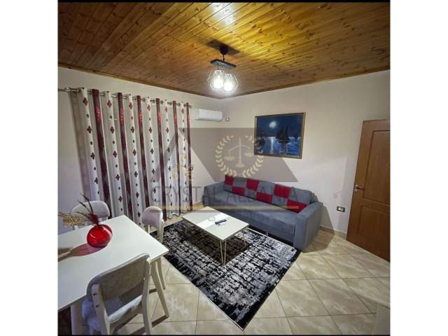 Tirane, jepet me qera apartament 1+1+A Kati 5, 70 m² 400 Euro