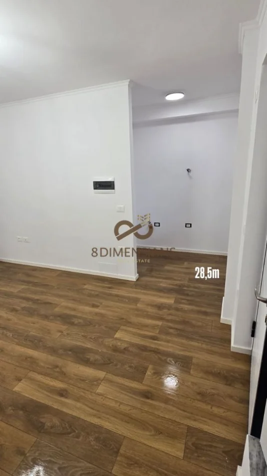 Tirane, shitet garsonier 1+1 Kati 1, 59 m² 158.000 € (stadiumi dinamo)